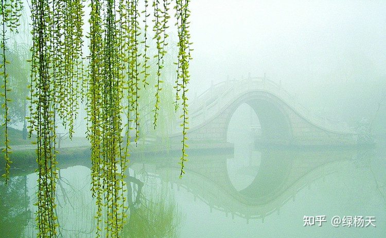 2017寻找另一半的网名 蹲墙角、抽泣