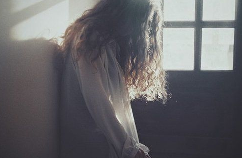 小年夜心酸的说说 每逢佳节倍思亲，猪年