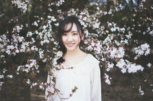 情人节没人陪伴的说说_每次见到你，我都会有