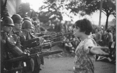 2022小年夜祝福语说说_闲来桥下夜泊，听折新