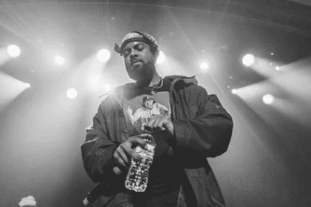 说不出压抑和心累的朋友圈句子