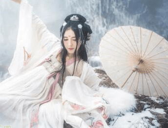 吃鸡游戏名字大全个性 心的位置，已经空了。