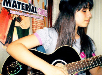 温柔到骨子里的神仙网名、任记忆盘旋》