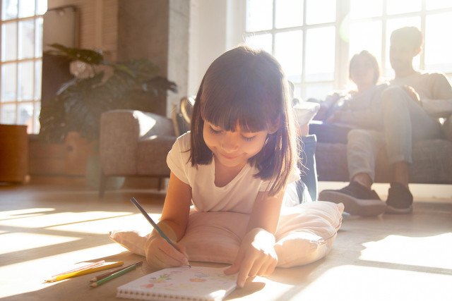 二月二龙抬头小孩理发说说--**这个小小的理发店