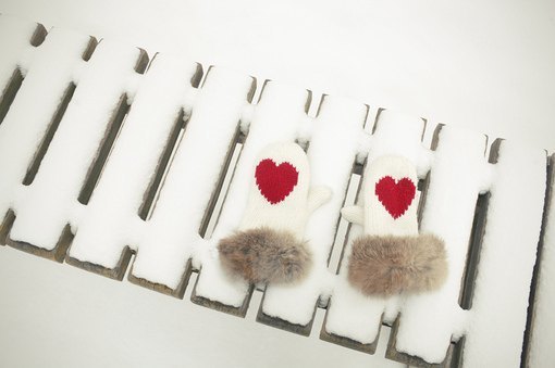 2021年唯美伤感签名女生冷淡_好女人是男人的学校。