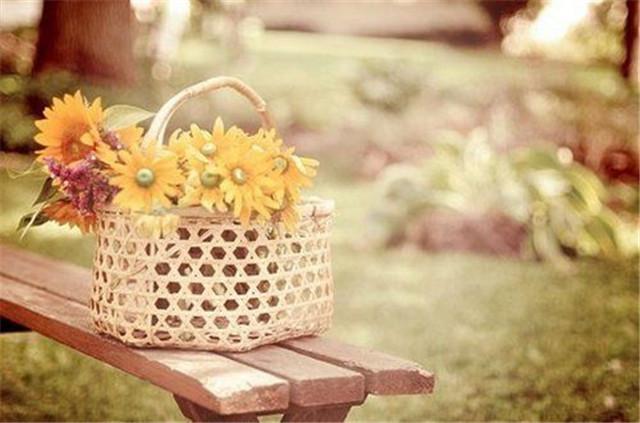 2021整个世界都感动哭的超伤感微信签名