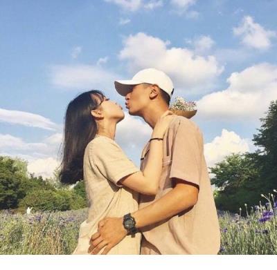 2021最新惹人心疼的伤感个性签名、其实我早就死了