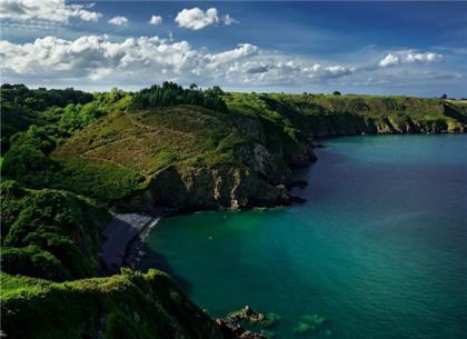 最经典搞笑微信签名2021大盘点--年華里我們失去的是種