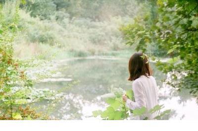 微信2021个性签名幸福、想着过去我们的点滴，_觉得现实好不公平