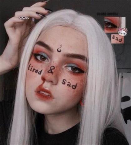 2021超拽霸气QQ个性签名、然后不再流浪。