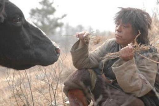 qq签名霸气超拽女生版2021 别傻了，不在乎你的人_别傻了