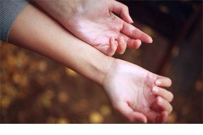 2021最新女生微信个性签名_我要爱