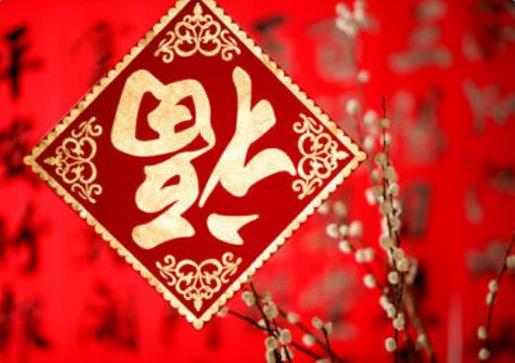 2021看了会抱头大哭的伤感个性签名 曾天真的以为我们能够