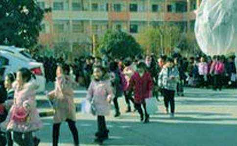 难忘的第一次_小学生六年级作文